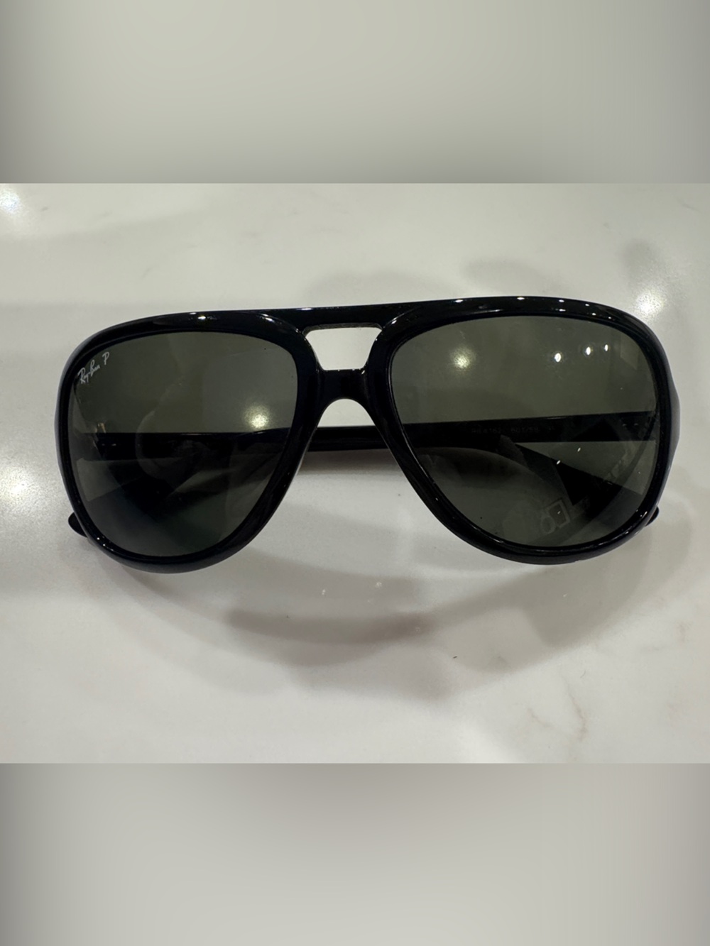 Ray-Ban Black Frame Green Lens Aviator Sunglasses